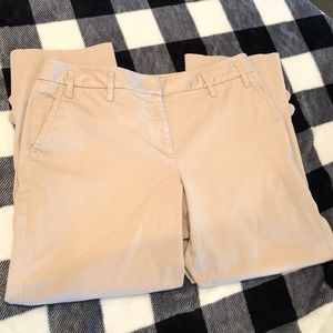 $ Ann Taylor Loft Capris Size 8 Khaki
